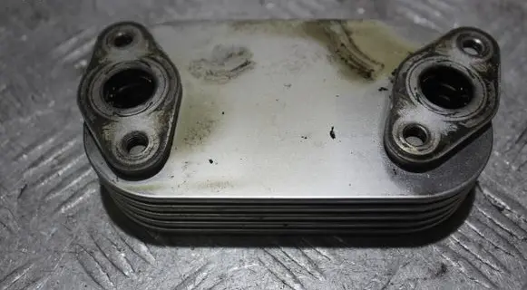 Engine oil radiator