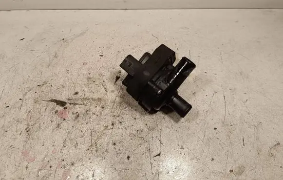 Mercedes-Benz SLK R172 Electric auxiliary coolant/water pump A2118350028