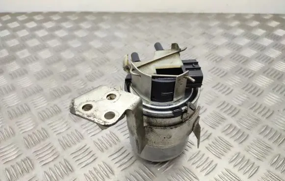 Nissan Qashqai Fuel filter housing 