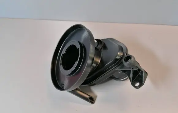 BMW 5 F10 F11 Oil fill pipe 7810586 11127810586
