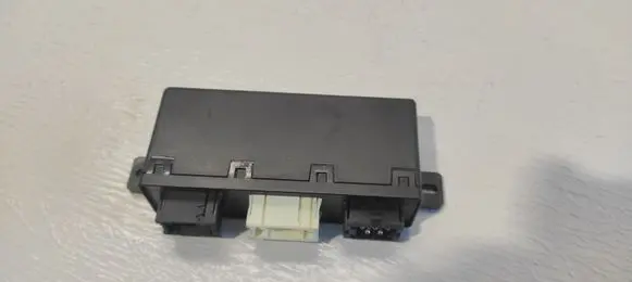 BMW 5 E39 Door control unit/module 613583776019 689667 289700