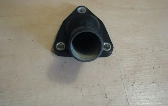 Mazda 6 Engine coolant pipe/hose