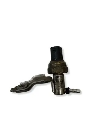 Mercedes-Benz E W212 Fuel pressure sensor A6510701381Q1