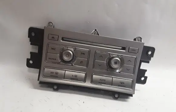 Jaguar XF Climate control unit 8X2318C858BF 28149274