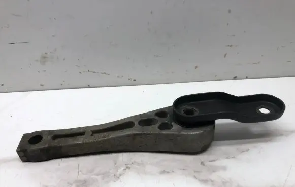 Volkswagen Golf V Engine mount bracket 1K0199855L
