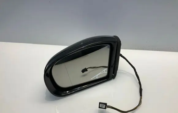 Mercedes-Benz C W203 Front door electric wing mirror