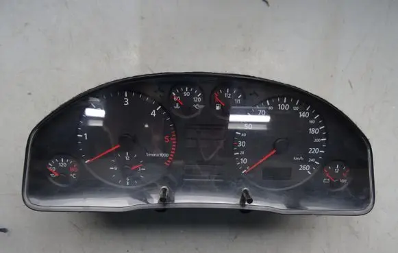 Audi A6 S6 C5 4B Speedometer (instrument cluster) 4B0919860 88311245