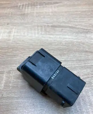 Iveco Daily 45 - 49.10 Glow plug pre-heat relay 3M5T12A343AA 3M5T2504A
