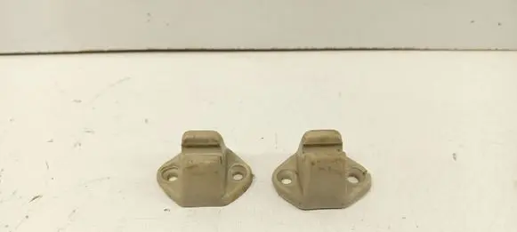 Mercedes-Benz COMPAKT W115 Sun visor clip/hook/bracket 1108111041