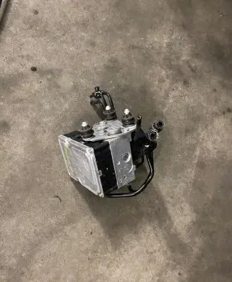 Volkswagen Touareg II ABS Pump 7P0907379P