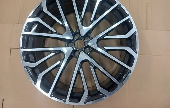 Audi Q8 R20 alloy rim 4M3601025