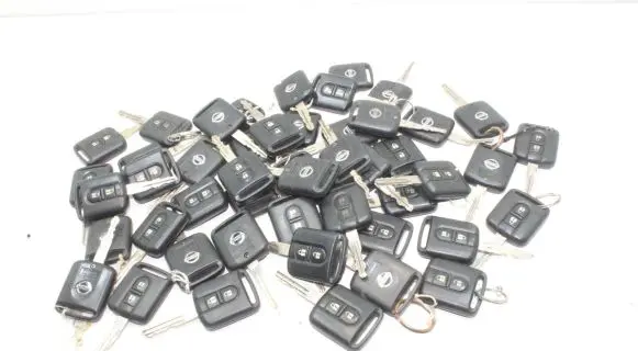 Nissan Qashqai Ignition key/card 5WK4876 50PCS