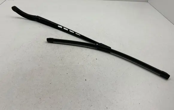 Audi A6 S6 C6 4F Windshield/front glass wiper blade 