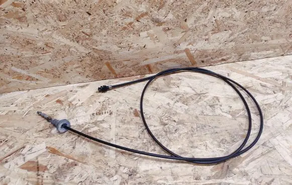 Maserati Quattroporte Engine bonnet/hood lock release cable 34056697