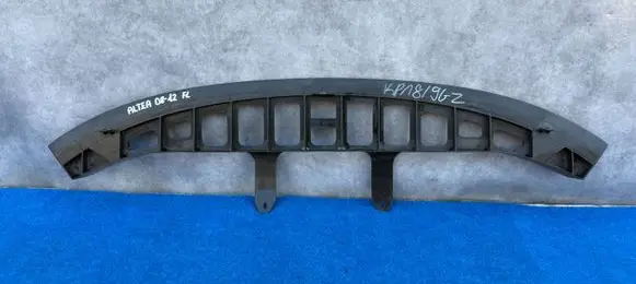 Seat Altea Front bumper support beam 5P9807929
