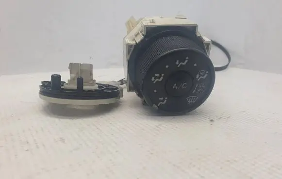 Toyota Yaris Air circulation switch 758734 55901