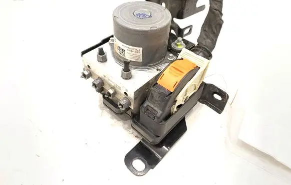 Opel Grandland X ABS Pump 9832278080