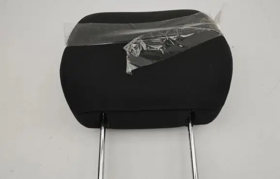 Toyota Avensis T250 Front seat headrest 