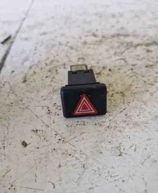 Audi A4 S4 B7 8E 8H Hazard light switch 8E0941509