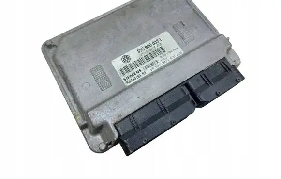 Volkswagen Polo Engine control unit/module 03E906033L 5WP4019405