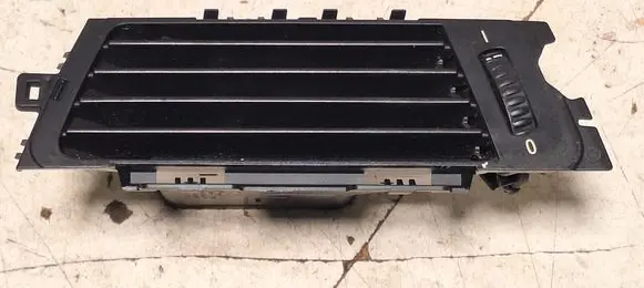 BMW 3 E90 E91 Dashboard side air vent grill/cover trim E3222W 144821 9151166