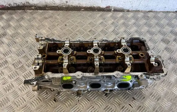 Maserati Levante Engine head 2283306