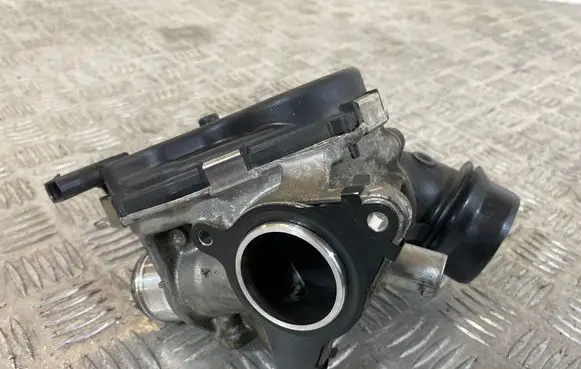 Opel Astra K EGR valve 55484828 P76120008B0068