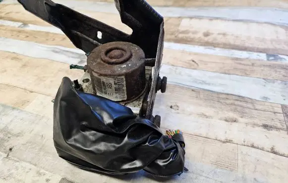 Citroen C3 Pluriel ABS Pump 9651412080 10020700114 12093103990