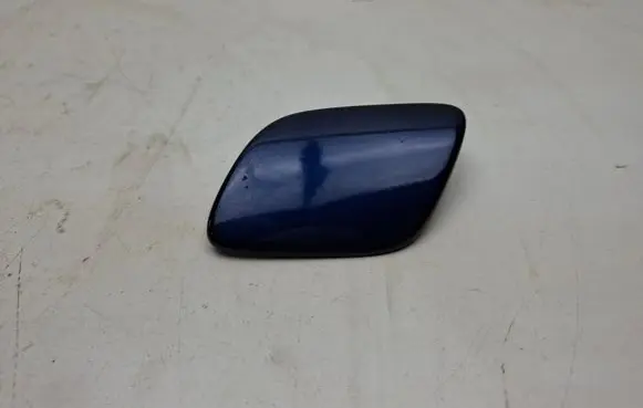 Volvo XC60 Headlight washer spray nozzle cap/cover 30763410