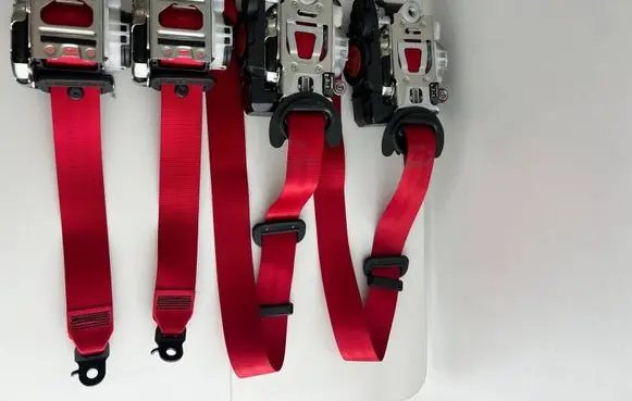 Audi A7 S7 4K8 Set of seat belts 