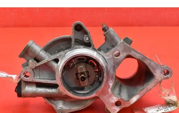 Peugeot Boxer Vacuum pump BK2Q-2A451-FA