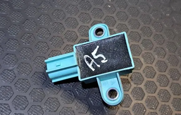 Audi A5 8T 8F Airbag deployment crash/impact sensor 8K0955557B