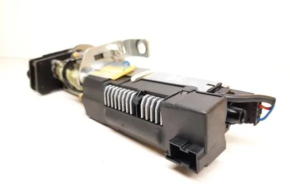 Volkswagen PASSAT B6 Tailgate hydraulic pump motor 3C9827383C 3C9827383C04S