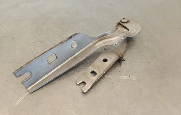 Volkswagen Golf VII Engine bonnet/hood hinges 5G0823302B