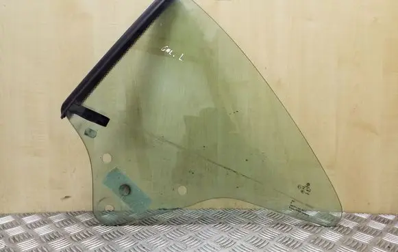 Volkswagen Eos Rear side window 1Q0845041E