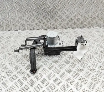 Mercedes-Benz GLB x247 ABS Pump A1779002305 A1779019102