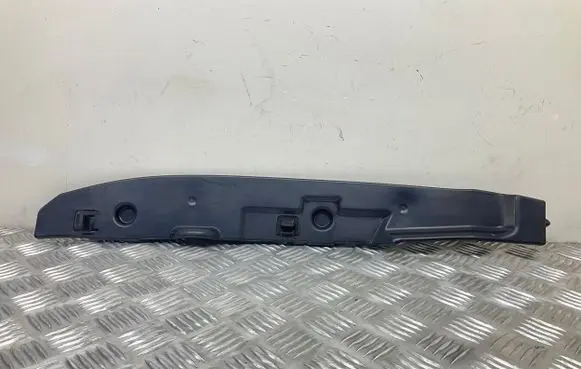Fender end trim