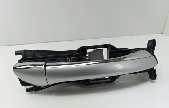 Mercedes-Benz E W211 Front door exterior handle