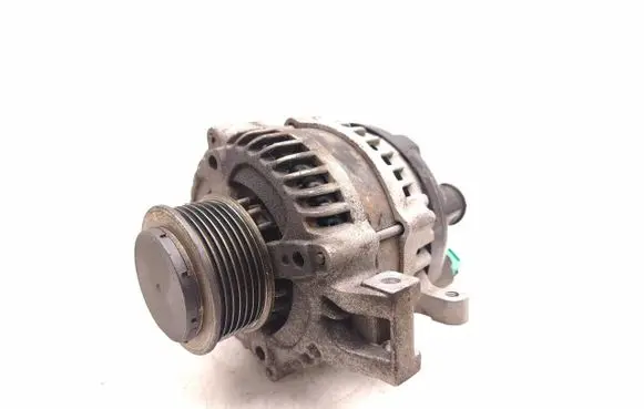 Honda CR-V Generator/alternator LRA02971 1042104860