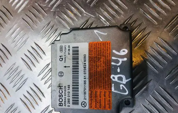 Mercedes-Benz E W211 Airbag control unit/module 2118701185