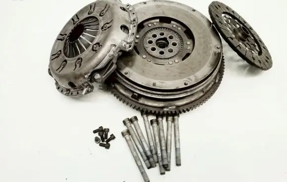 Volkswagen II LT Clutch set kit 415009410 124022010 324016610