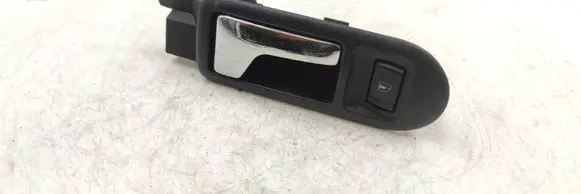 Volkswagen PASSAT B5 Front door interior handle 3B1837114