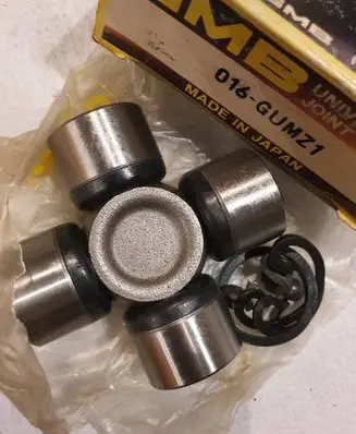Mitsubishi Galant Eterna Prop shaft universal joint 016GUMZ1