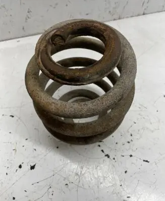 Volkswagen Multivan T4 Rear coil spring