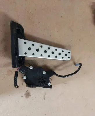 Lexus RX 330 - 350 - 400H Accelerator throttle pedal 7811048111 1988002150 07T11D00079