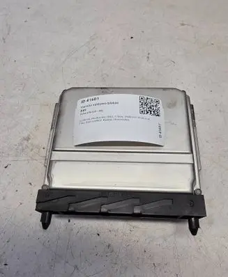 Volvo V70 Engine control unit/module 08677708A 0281010319