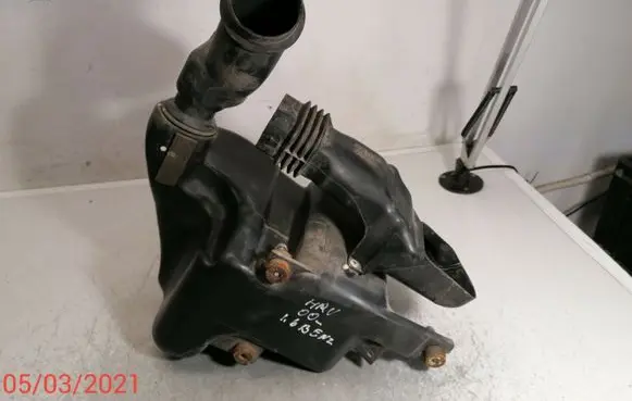 Honda HR-V Intake resonator 