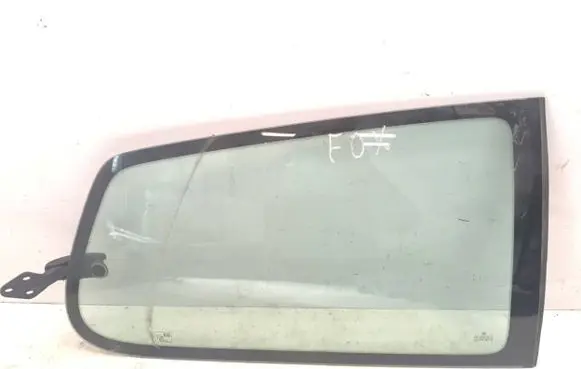 Volkswagen Fox Rear side window 43R001151 AS2 M130