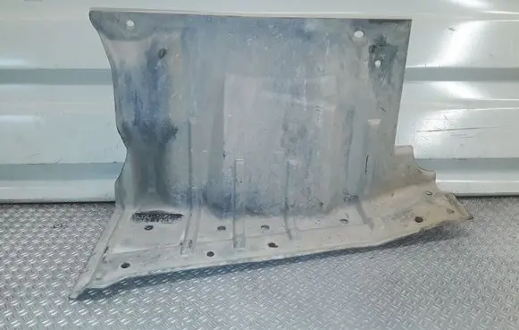 Mitsubishi Outlander Engine splash shield/under tray 5370A595