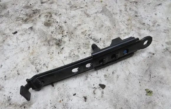 Toyota Land Cruiser (J120) Seat belt adjustment rail KRIS235789